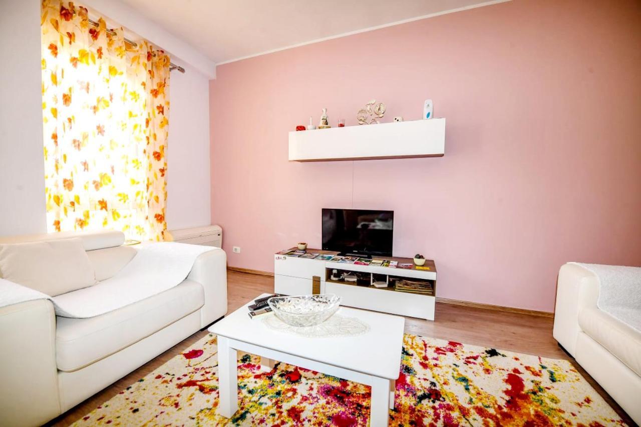 Happy Stories' Apartment In City Centre Shkodër Exteriör bild
