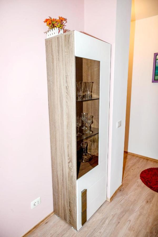 Happy Stories' Apartment In City Centre Shkodër Exteriör bild