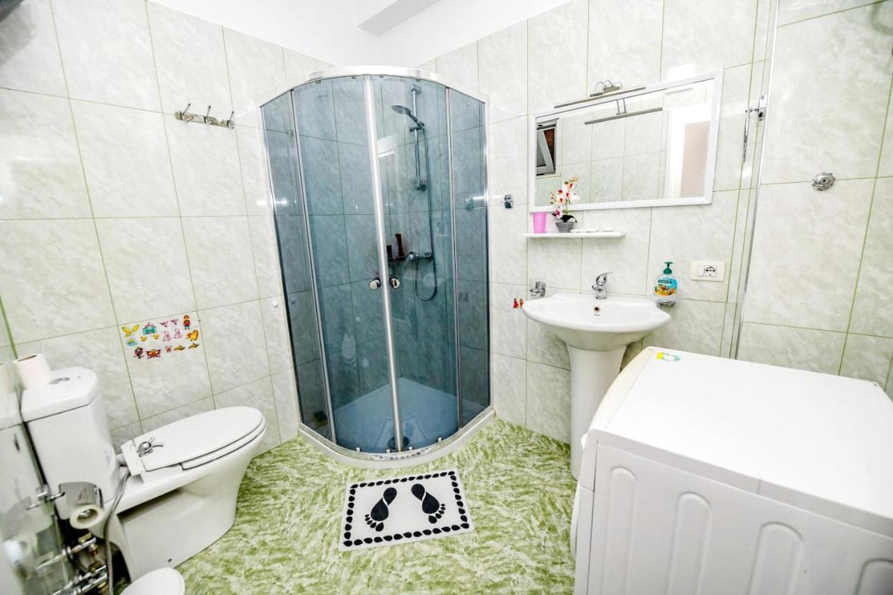 Happy Stories' Apartment In City Centre Shkodër Exteriör bild
