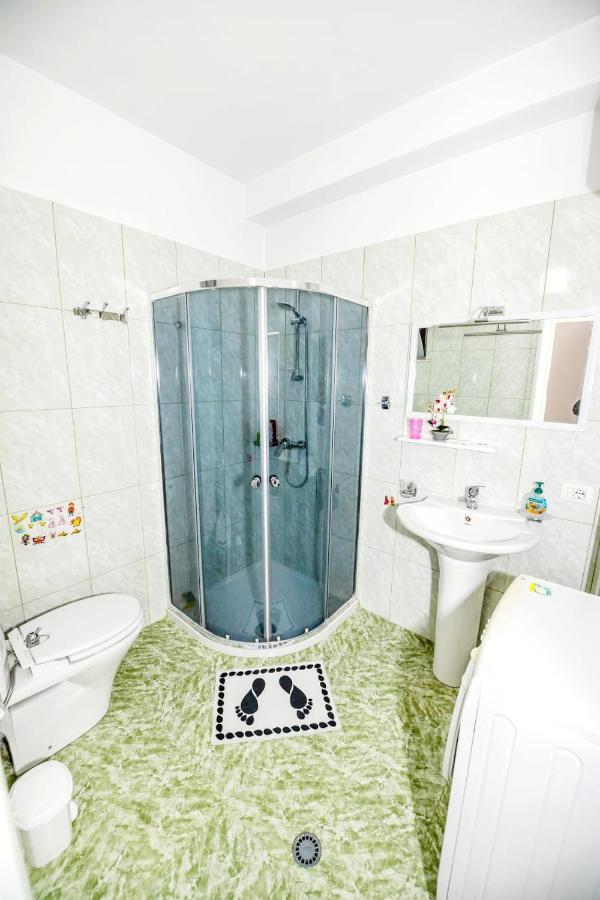 Happy Stories' Apartment In City Centre Shkodër Exteriör bild